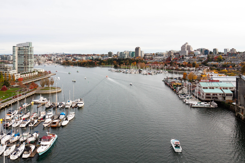Illustration for article titled Pics from the (Bridge)side: 2016-10-23 Over Granville Street Bridge